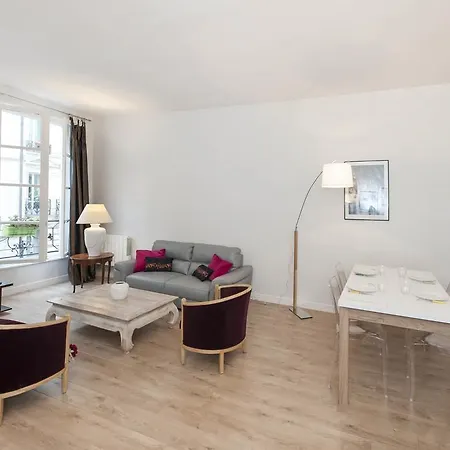 Saint Martin Marais 아파트